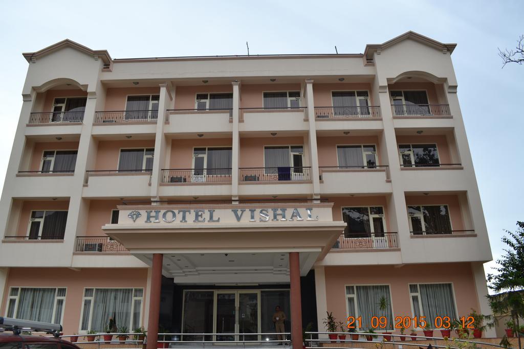 Hotel Vishal คาตรา ภายนอก รูปภาพ